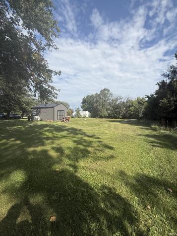 5911 S Sr 1 Bluffton IN 46714