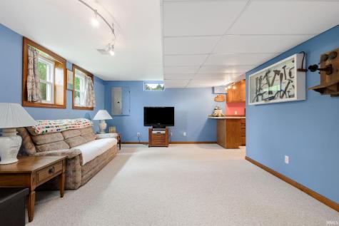 60506 Woodstock Drive South Bend IN 46614