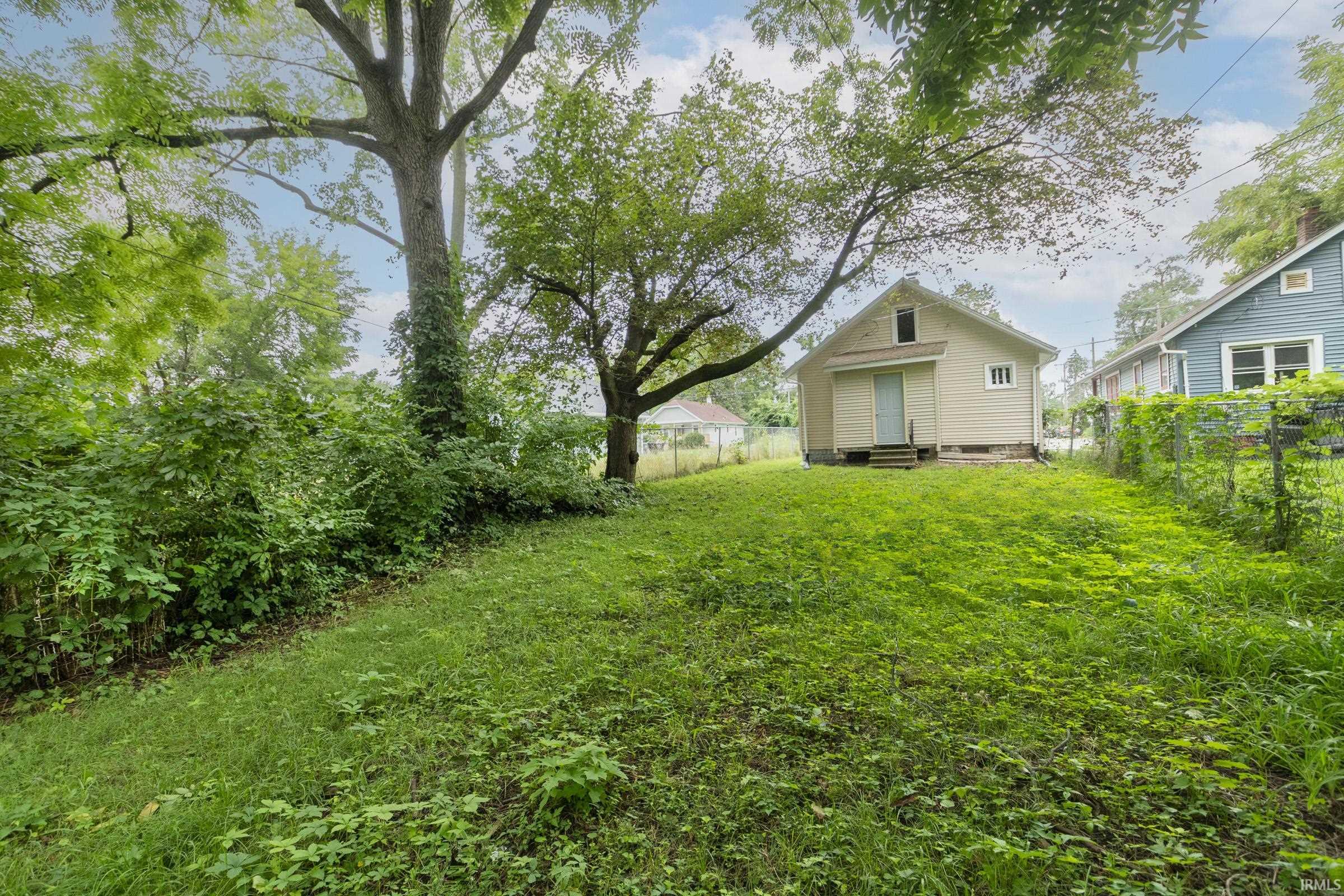 814 Sancome Avenue South Bend IN 46628