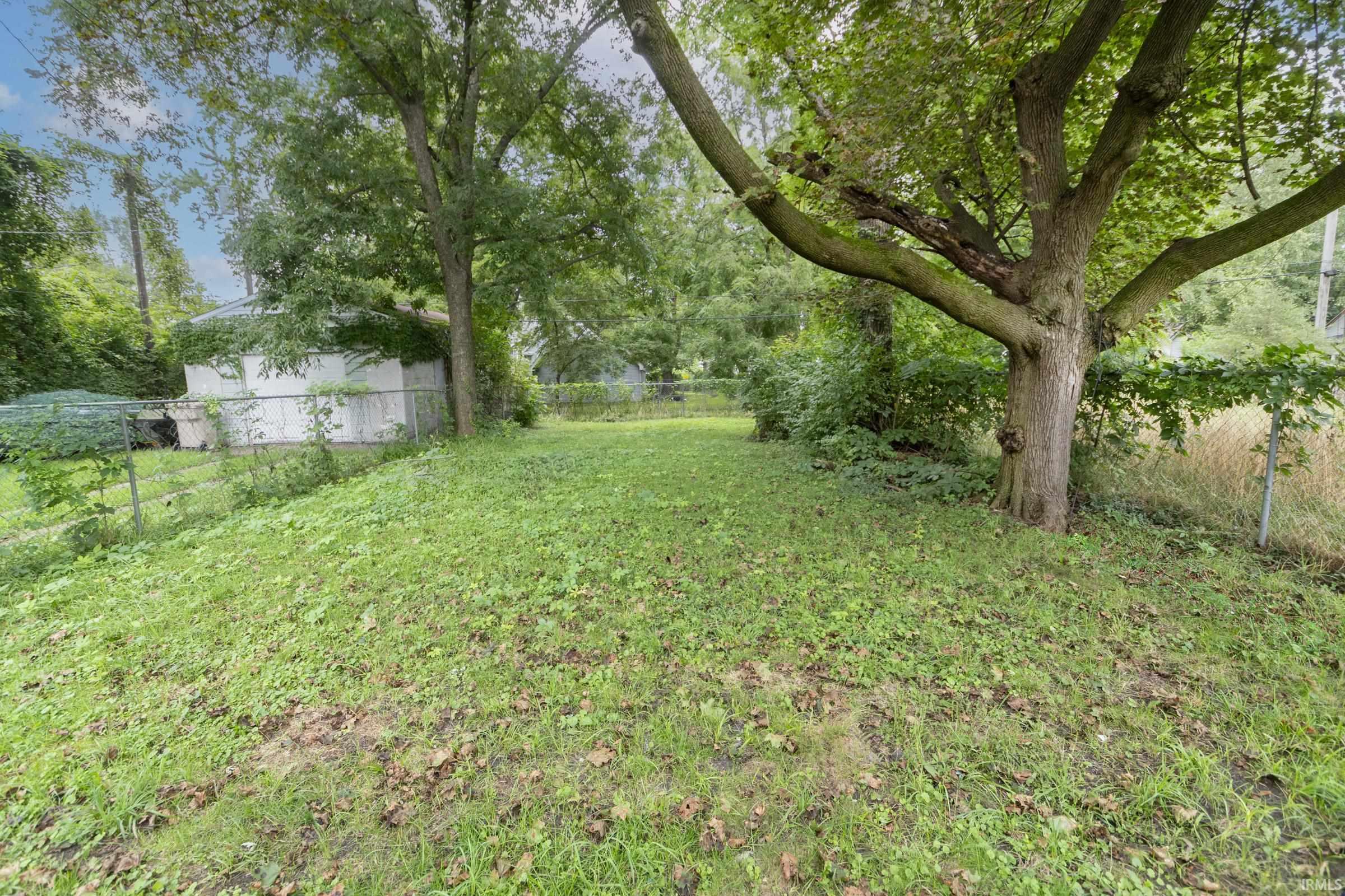 814 Sancome Avenue South Bend IN 46628