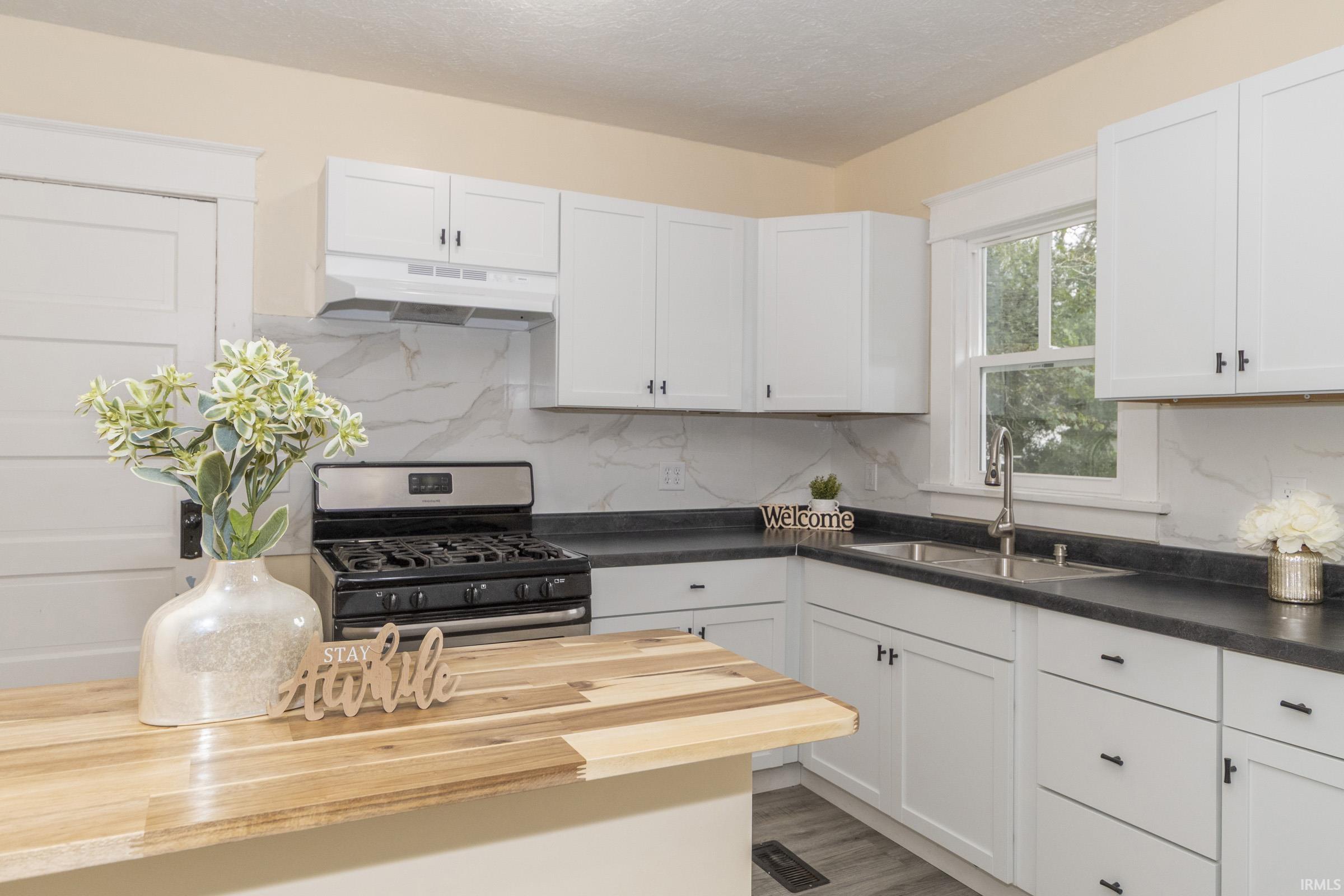 814 Sancome Avenue South Bend IN 46628