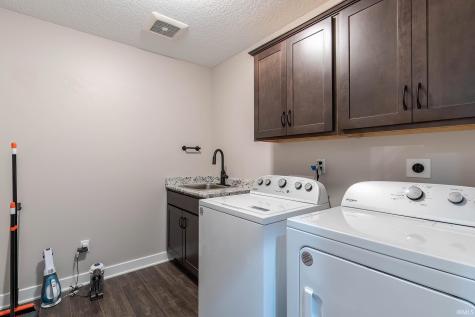 12953 Passerine Boulevard Fort Wayne IN 46845
