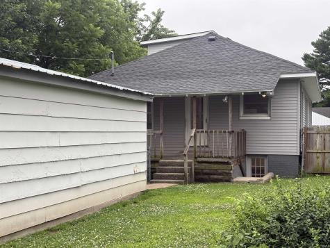 1216 N 12th Street Vincennes IN 47591