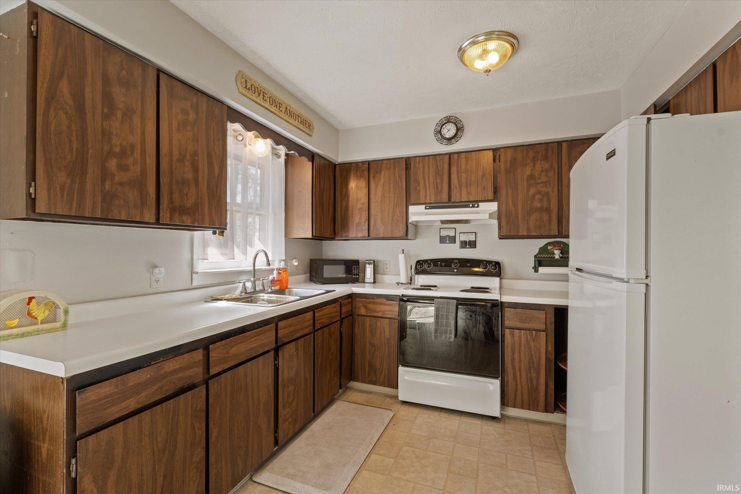 7785 N Hudson Boulevard New Carlisle IN 46552