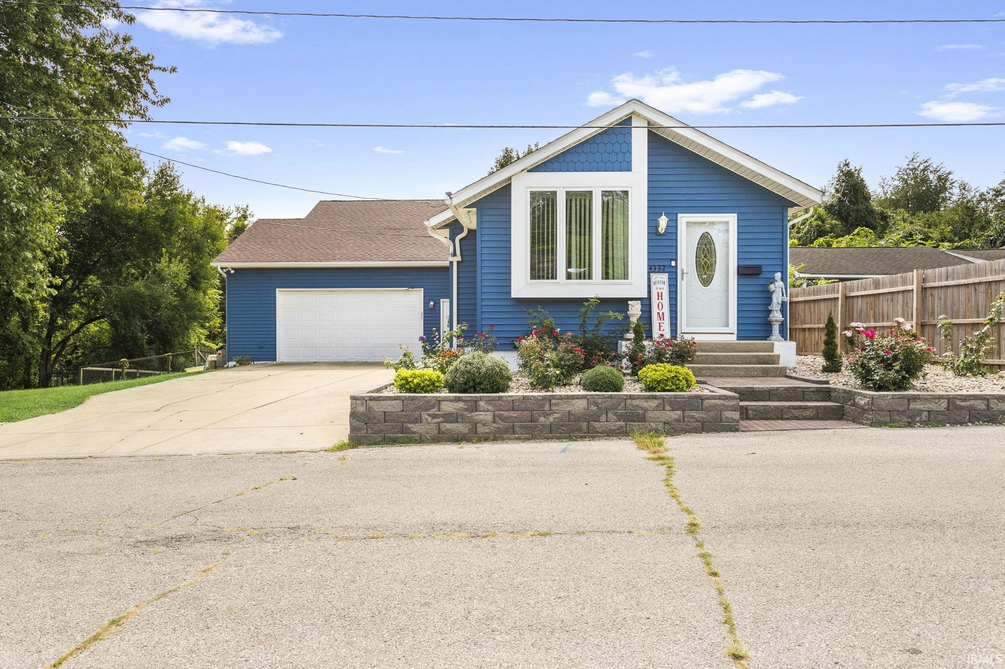 4332 Kankakee Trail South Bend IN 46619