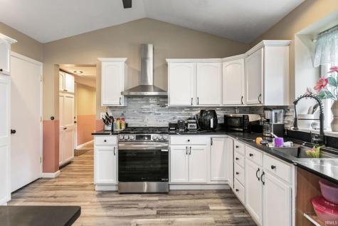 4332 Kankakee Trail South Bend IN 46619