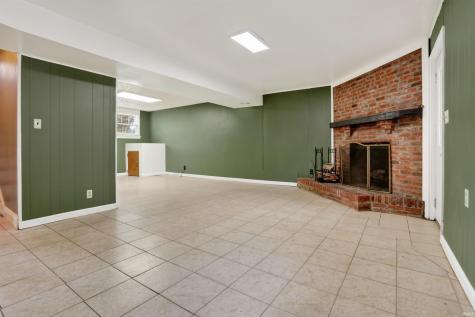 6210 Roger Park Court Evansville IN 47715
