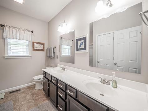 15508 Shakespeare Drive Evansville IN 47725