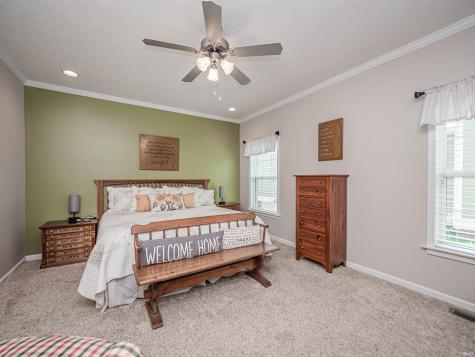15508 Shakespeare Drive Evansville IN 47725