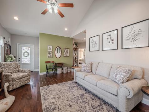 15508 Shakespeare Drive Evansville IN 47725