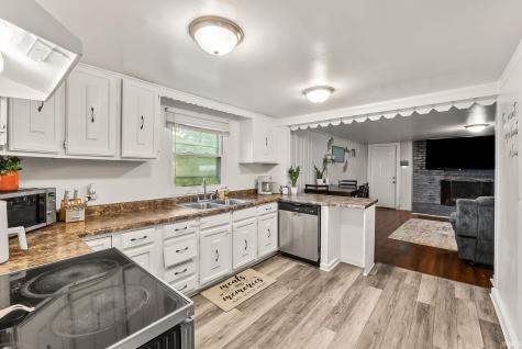 333 Pursley Drive Fort Wayne IN 46807