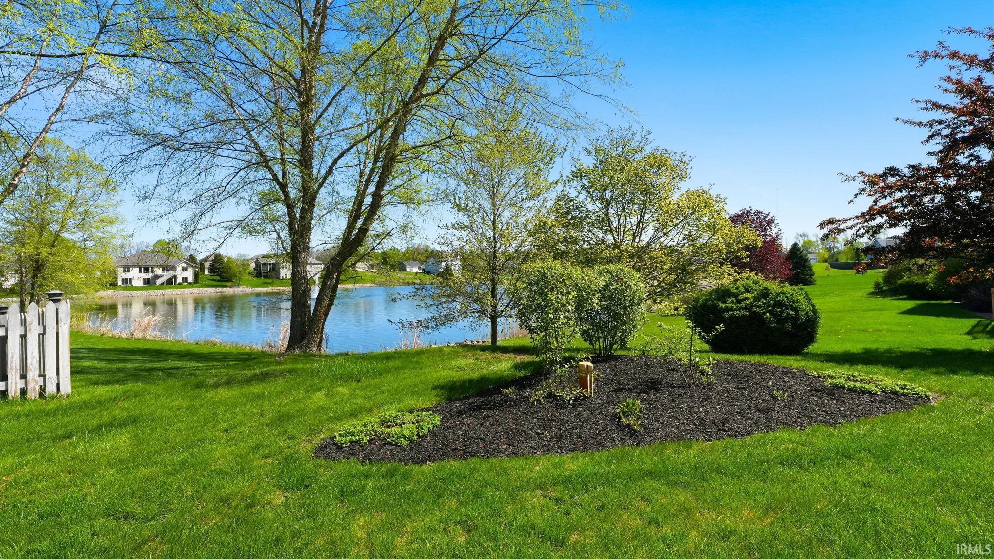 2570 E Ontario Lane Warsaw IN 46582