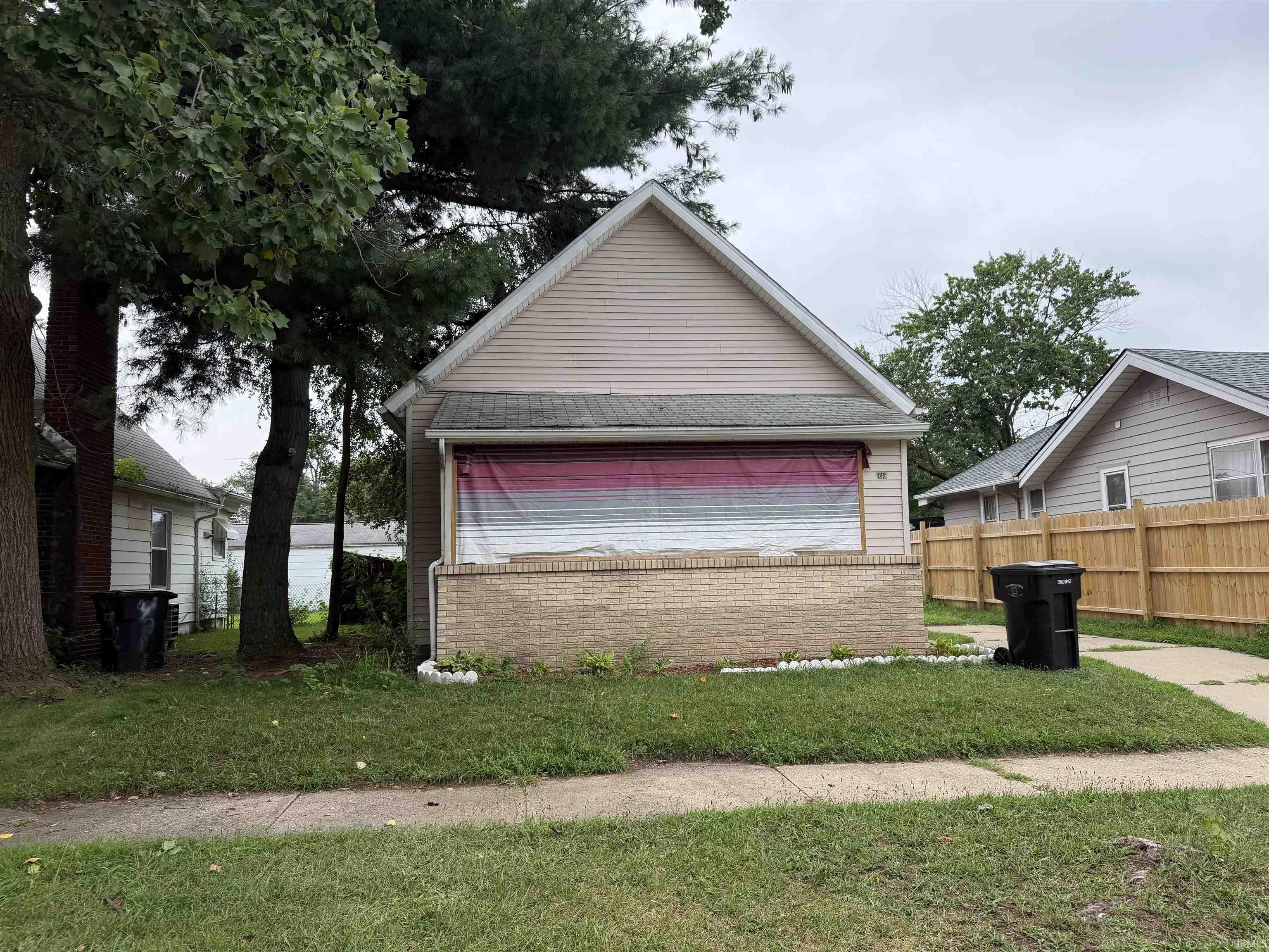 936 S 33rd Street South Bend IN 46615