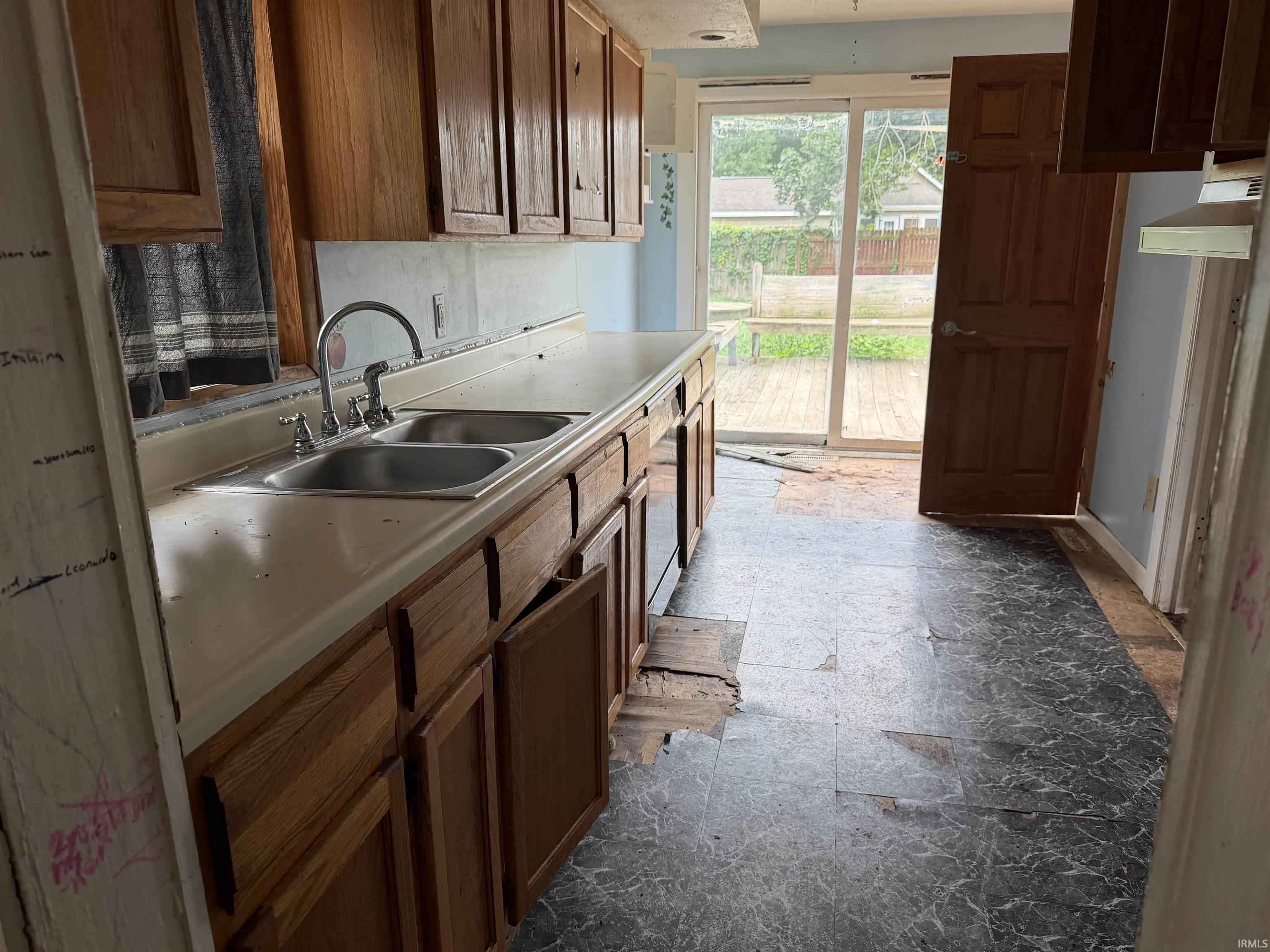 936 S 33rd Street South Bend IN 46615