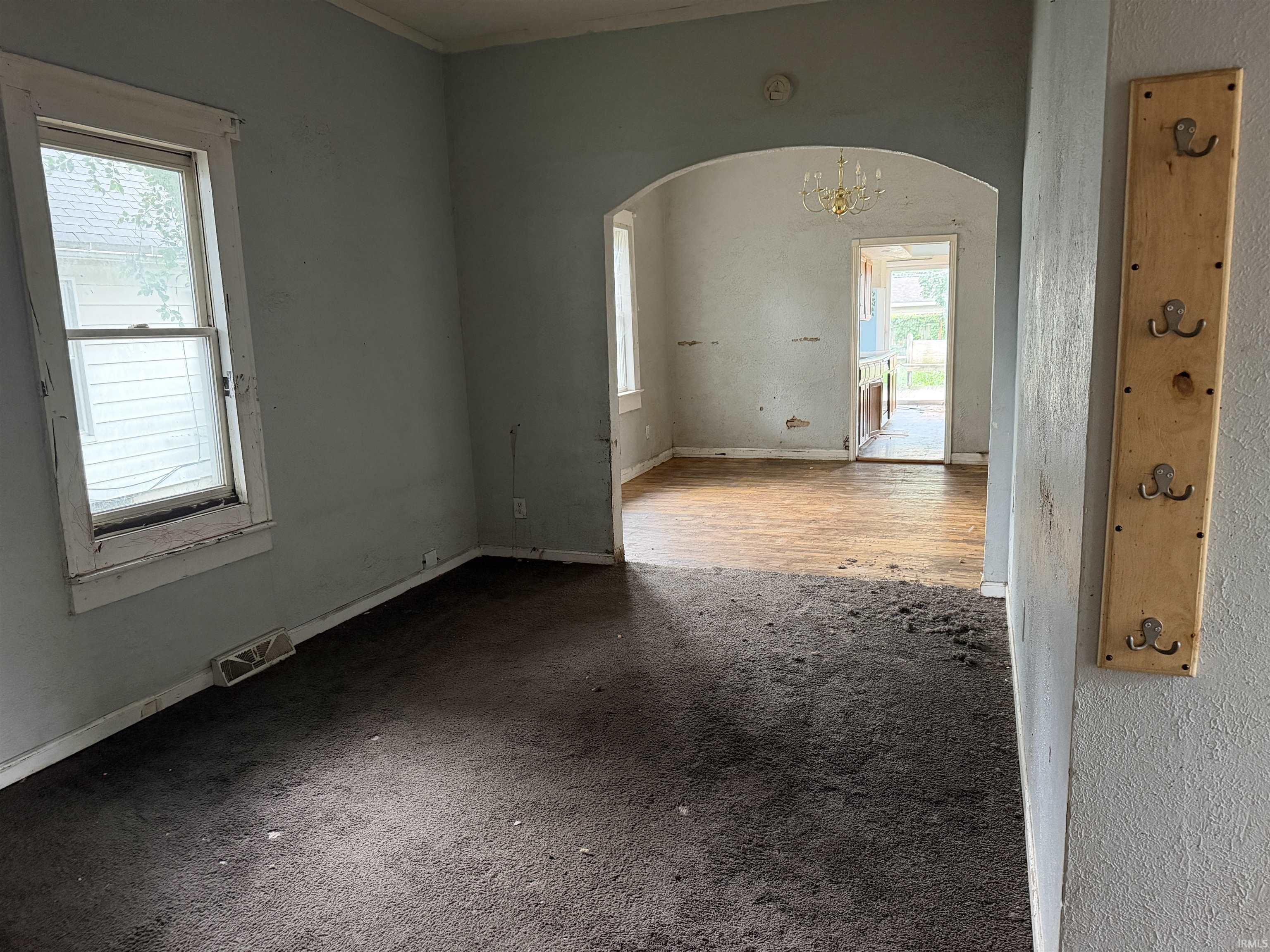 936 S 33rd Street South Bend IN 46615