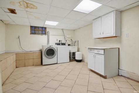 219 W Dewey Street Bremen IN 46506