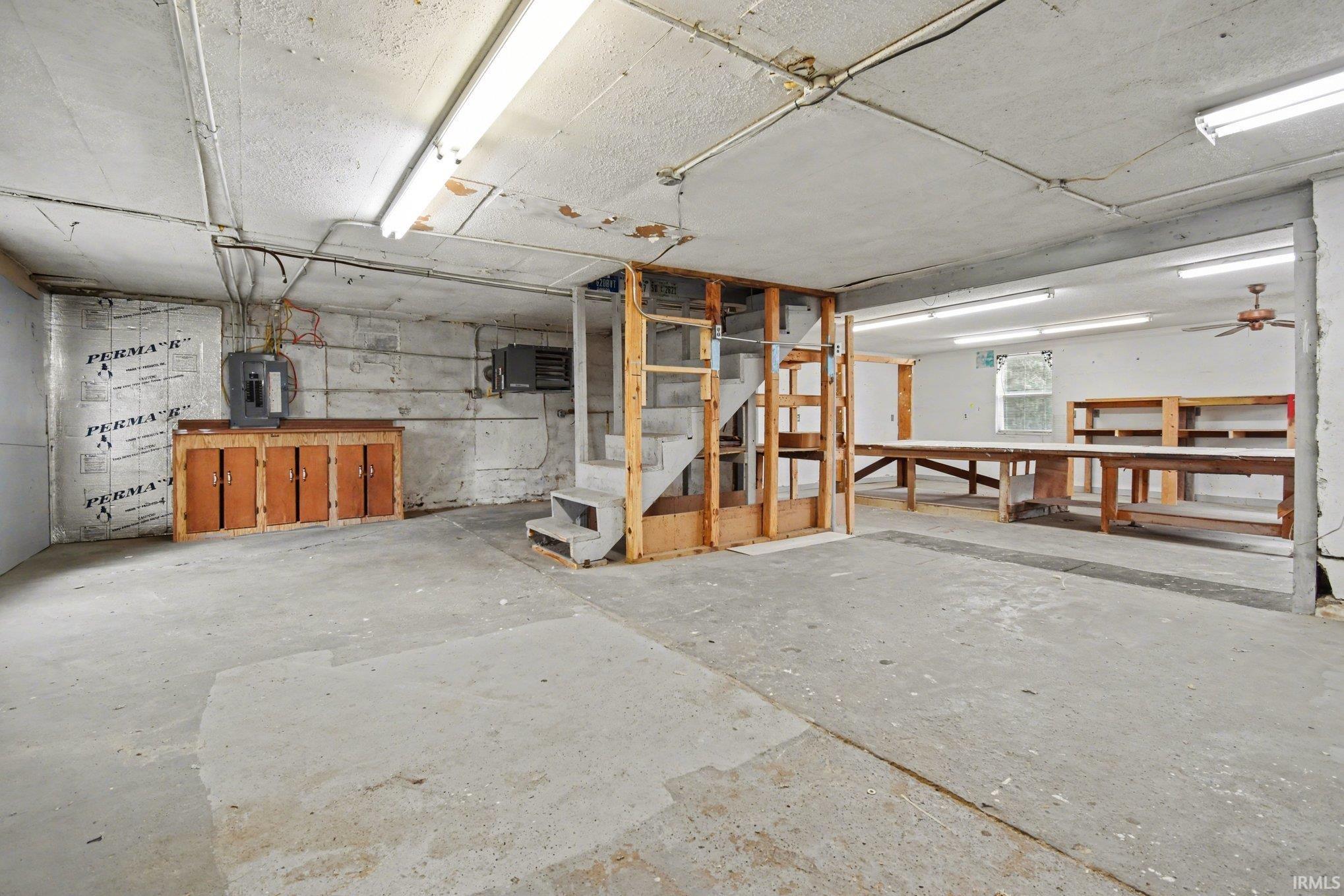 219 W Dewey Street Bremen IN 46506