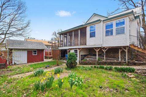 219 W Dewey Street Bremen IN 46506