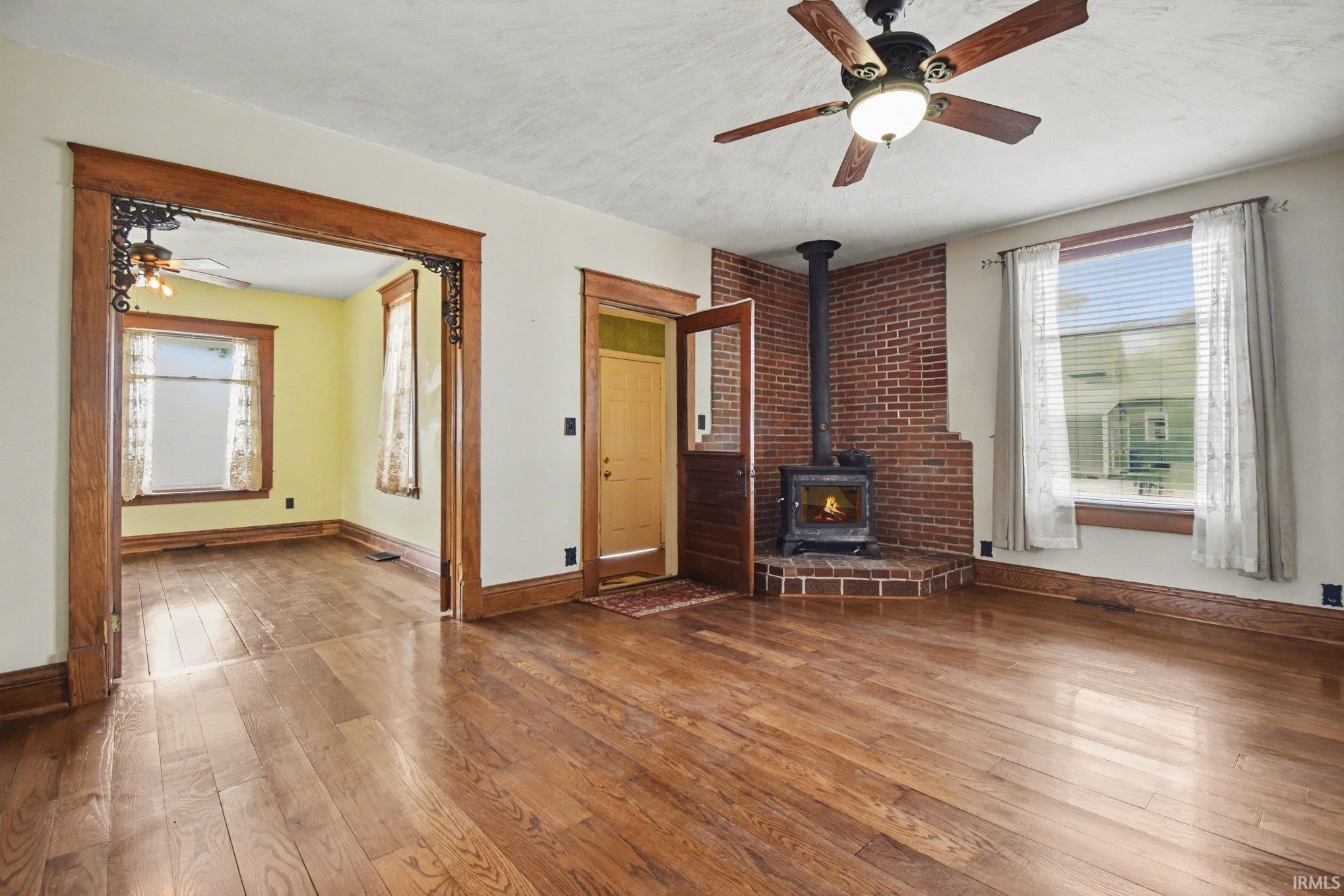 219 W Dewey Street Bremen IN 46506
