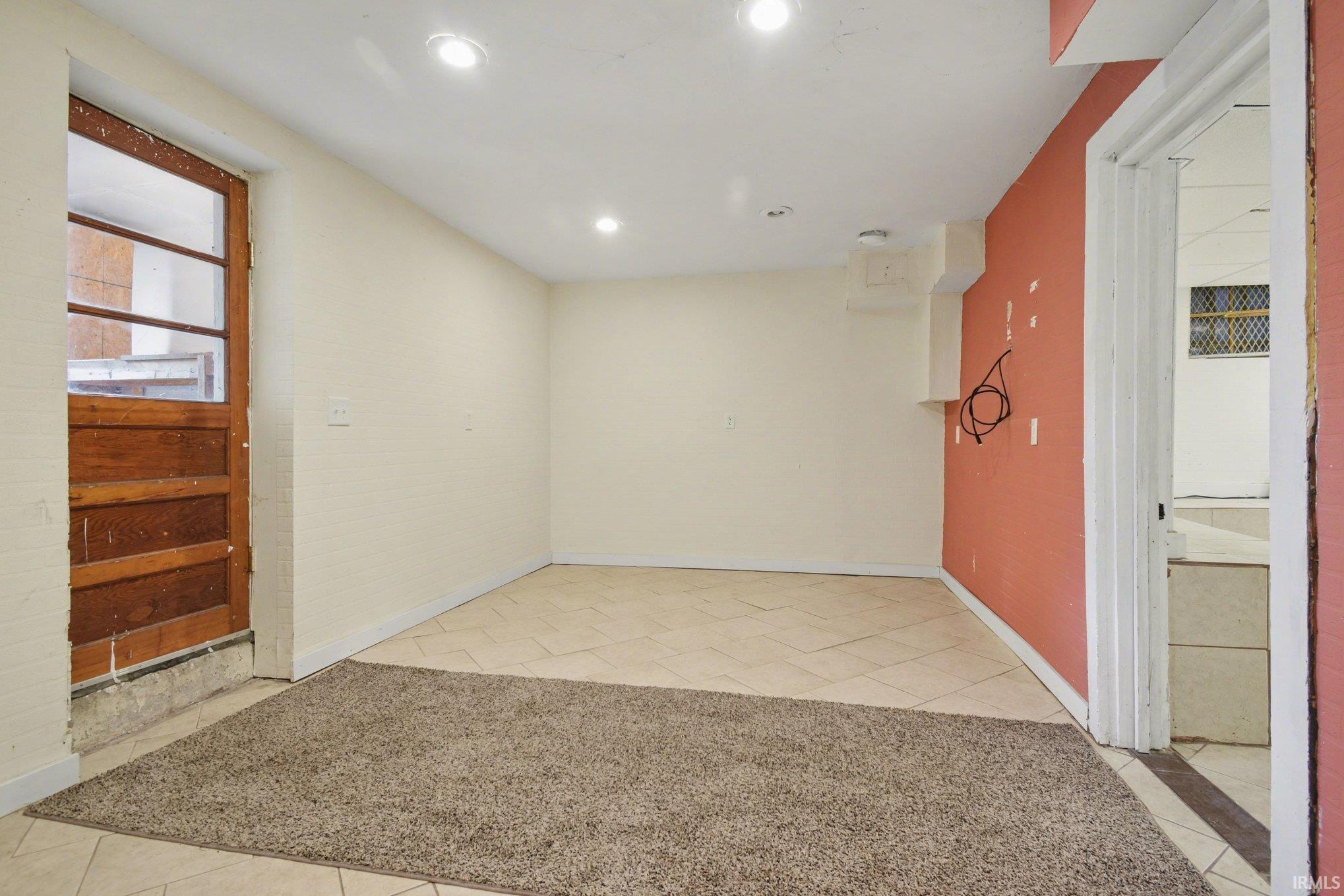 219 W Dewey Street Bremen IN 46506