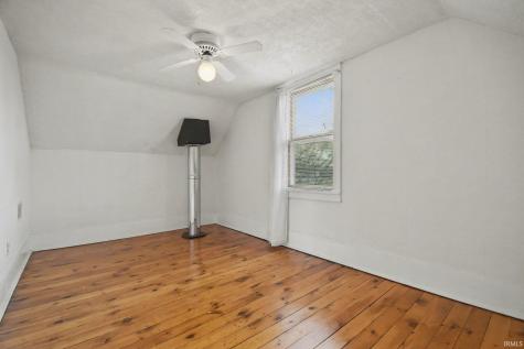 219 W Dewey Street Bremen IN 46506