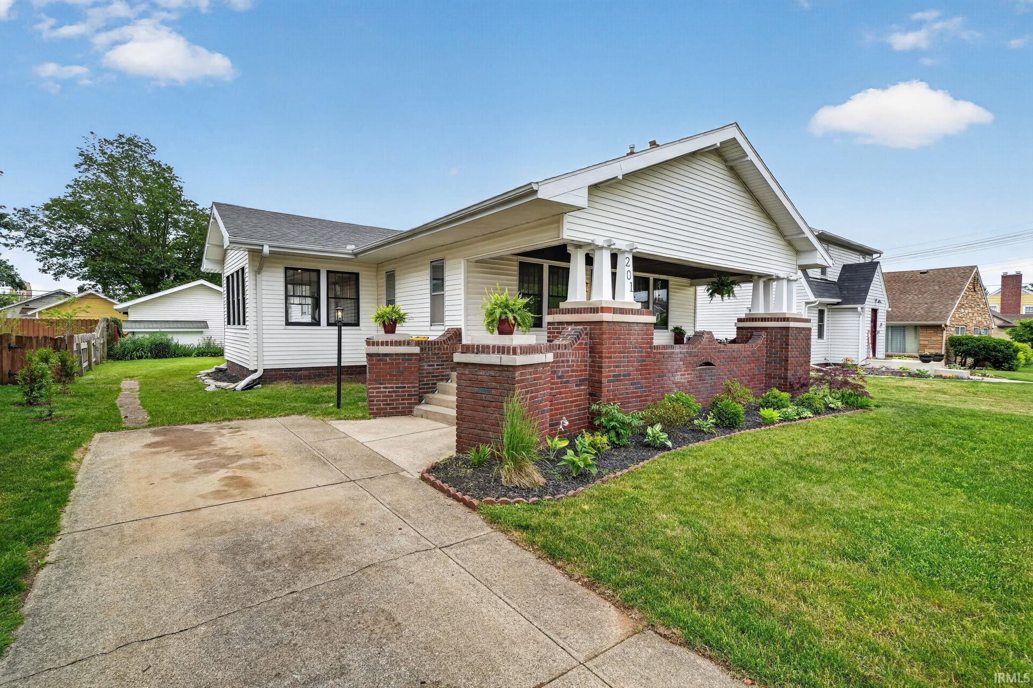 201 Miami Club Drive Mishawaka IN 46544