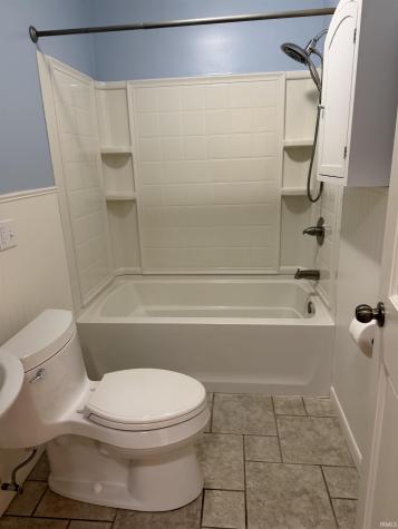42 E Shamrock Road Hartford City IN 47348
