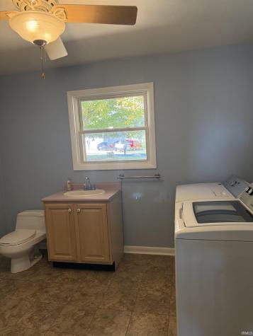 42 E Shamrock Road Hartford City IN 47348