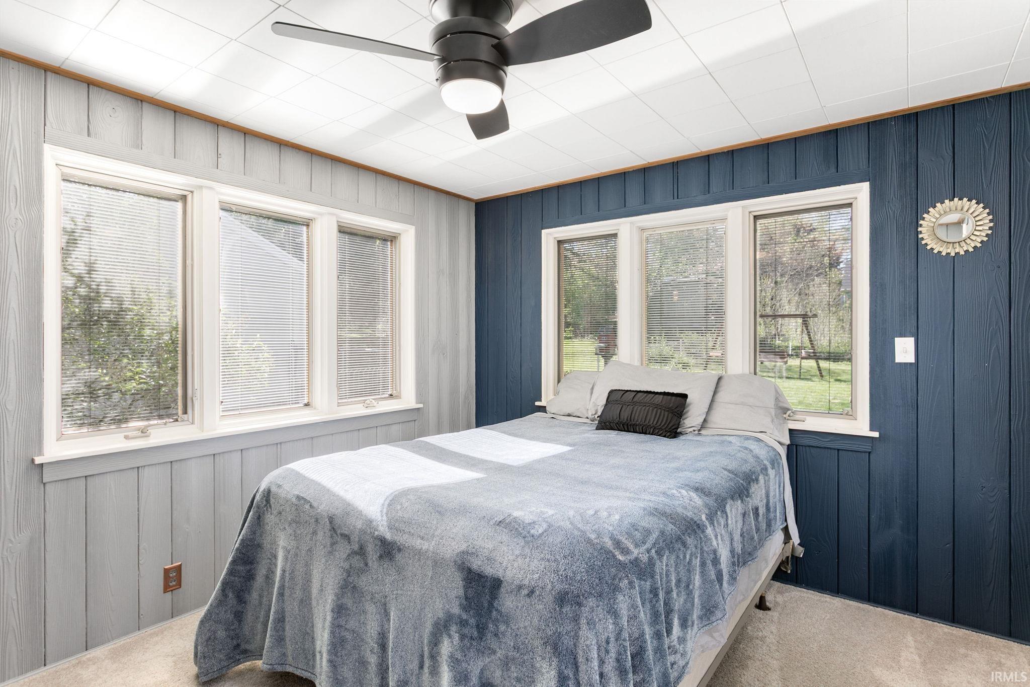 1522 E Ewing Avenue South Bend IN 46613