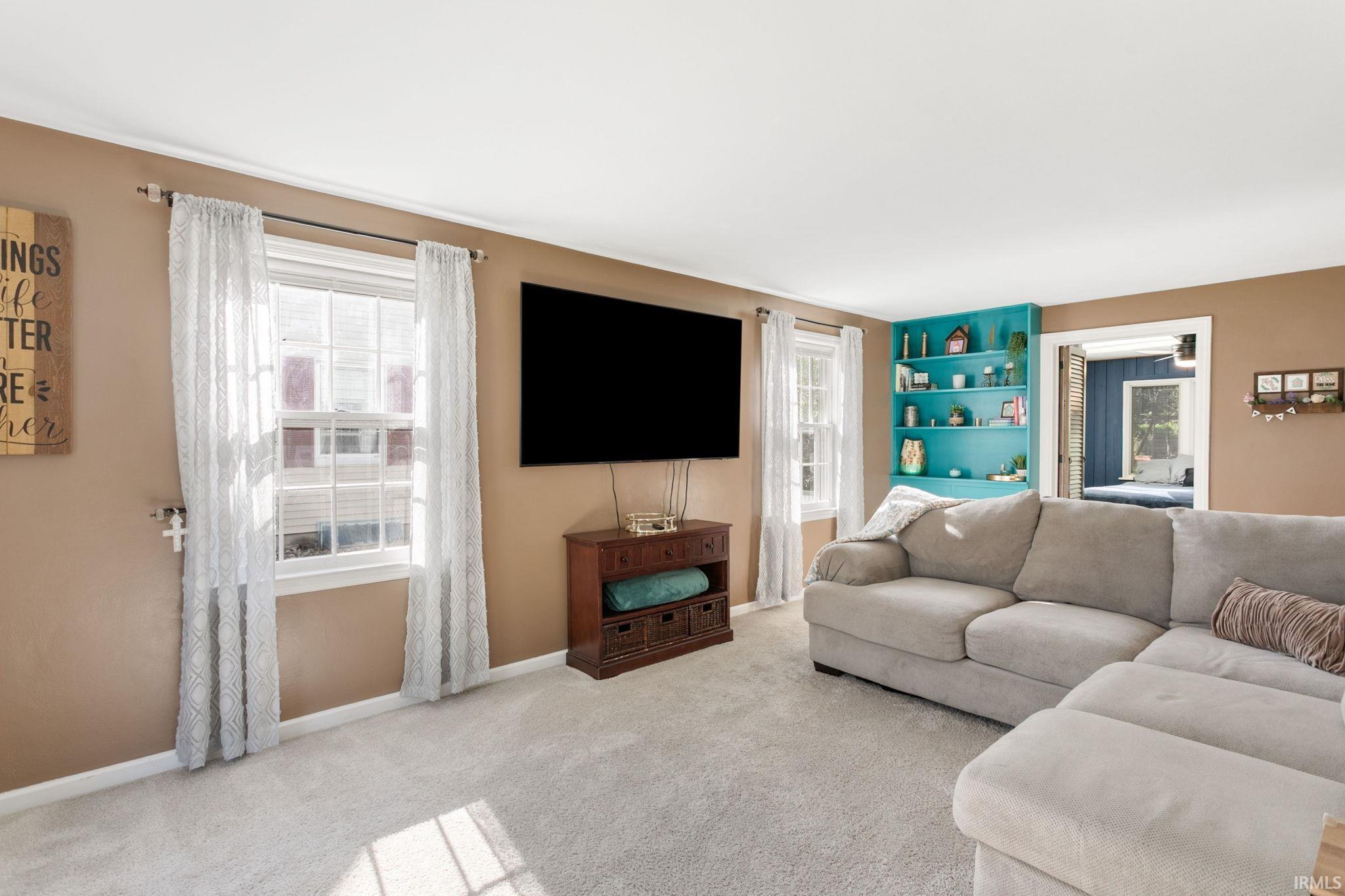 1522 E Ewing Avenue South Bend IN 46613