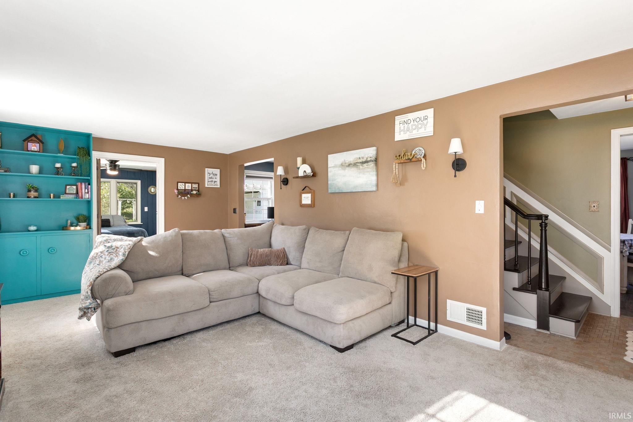 1522 E Ewing Avenue South Bend IN 46613