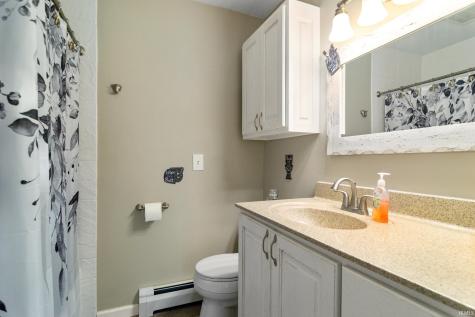 9301 Farmington Drive Evansville IN 47712