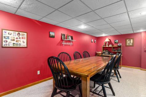 9301 Farmington Drive Evansville IN 47712