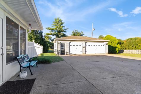9301 Farmington Drive Evansville IN 47712