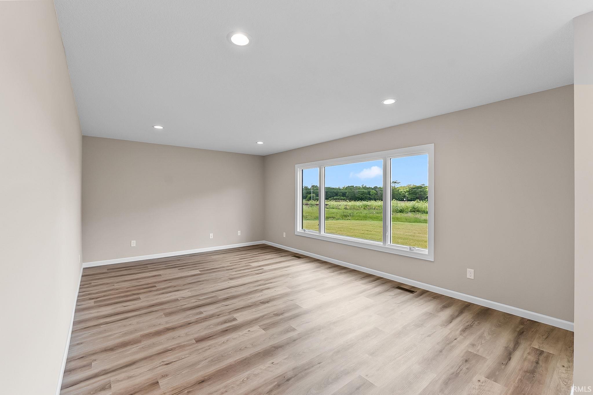 130 Longrifle Road Warsaw IN 46580