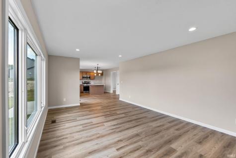 130 Longrifle Road Warsaw IN 46580