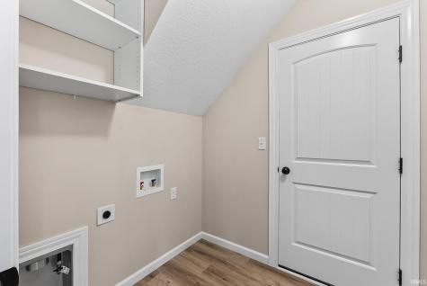 130 Longrifle Road Warsaw IN 46580