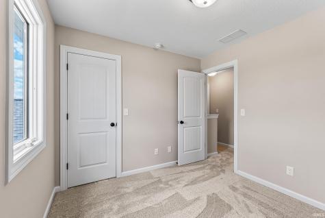 130 Longrifle Road Warsaw IN 46580