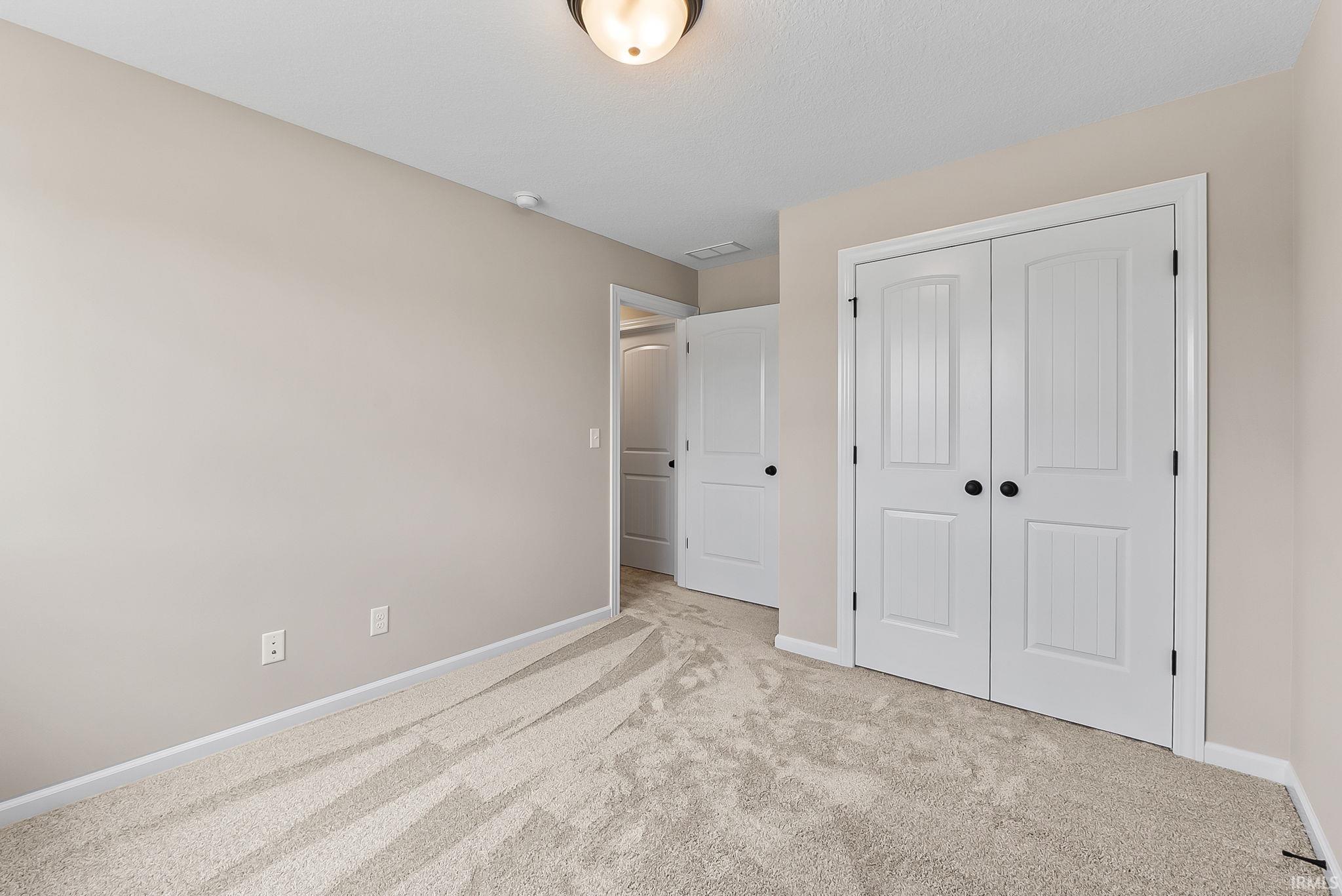 130 Longrifle Road Warsaw IN 46580