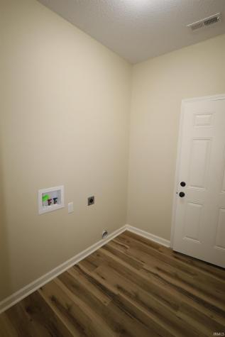 3716 E Sherwood Terrace Fort Wayne IN 46806