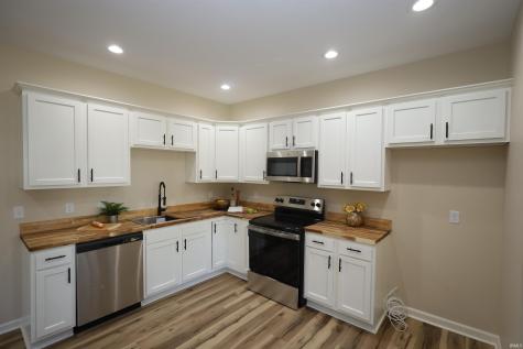 3716 E Sherwood Terrace Fort Wayne IN 46806