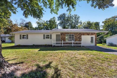 4270 N Ridgewood Drive Bloomington IN 47404