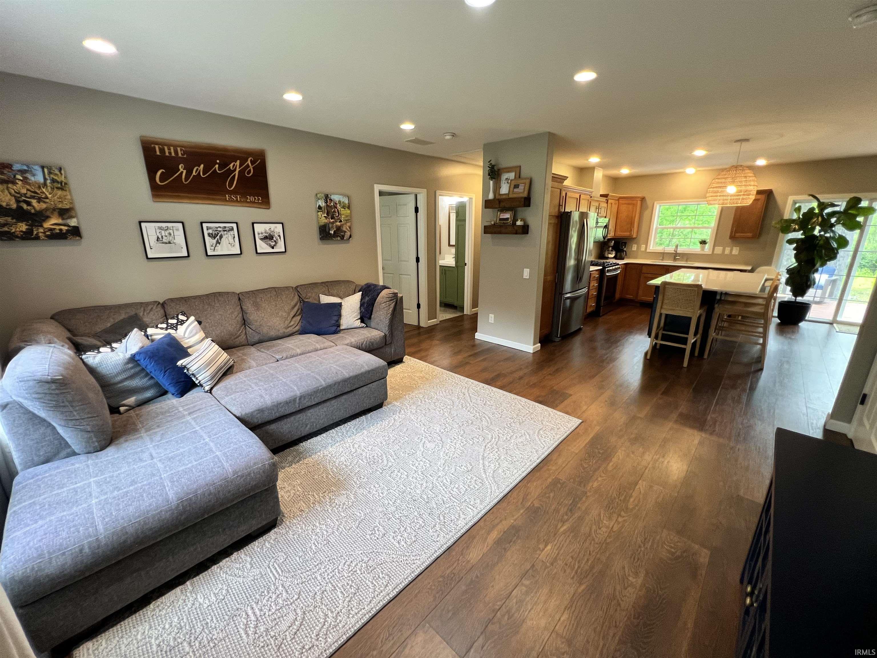 6572 E South Barbee Drive Warsaw IN 46582