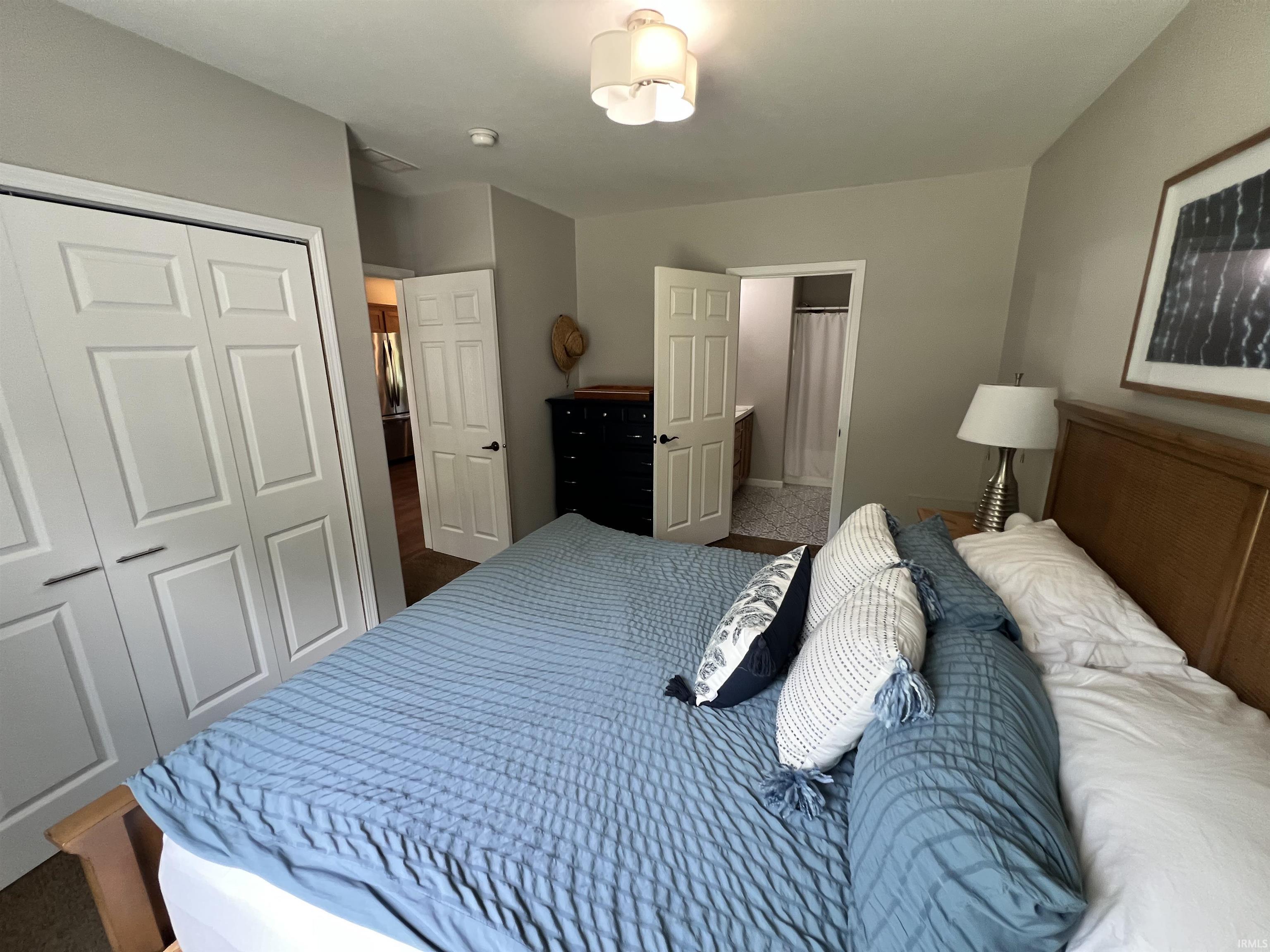 6572 E South Barbee Drive Warsaw IN 46582