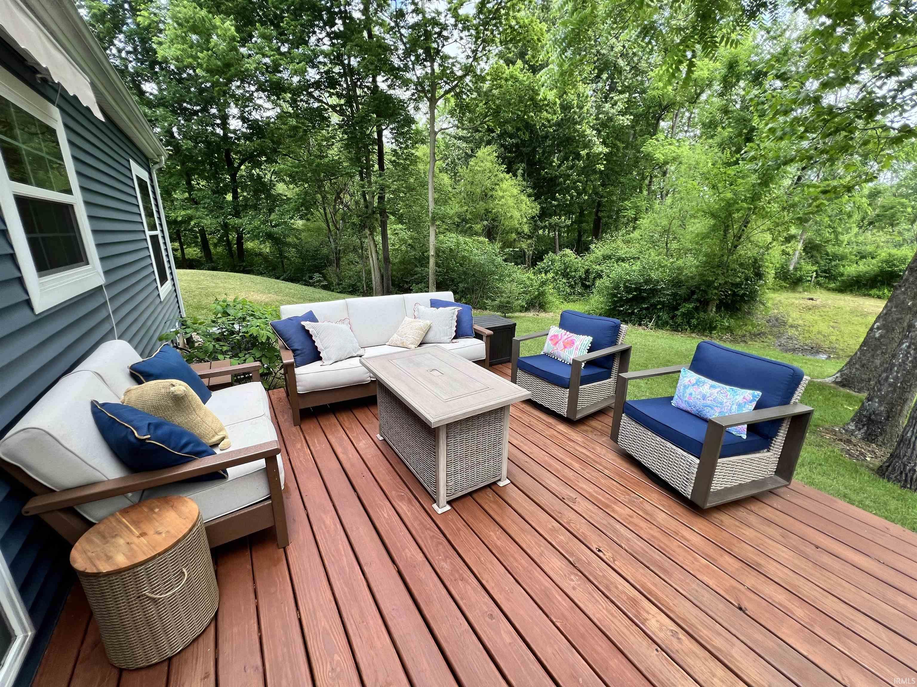 6572 E South Barbee Drive Warsaw IN 46582