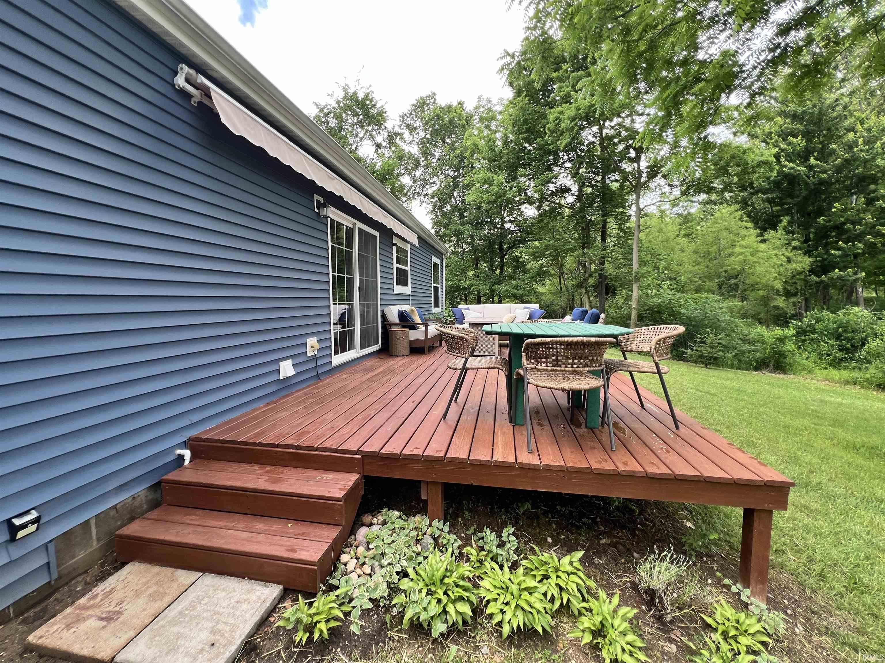 6572 E South Barbee Drive Warsaw IN 46582