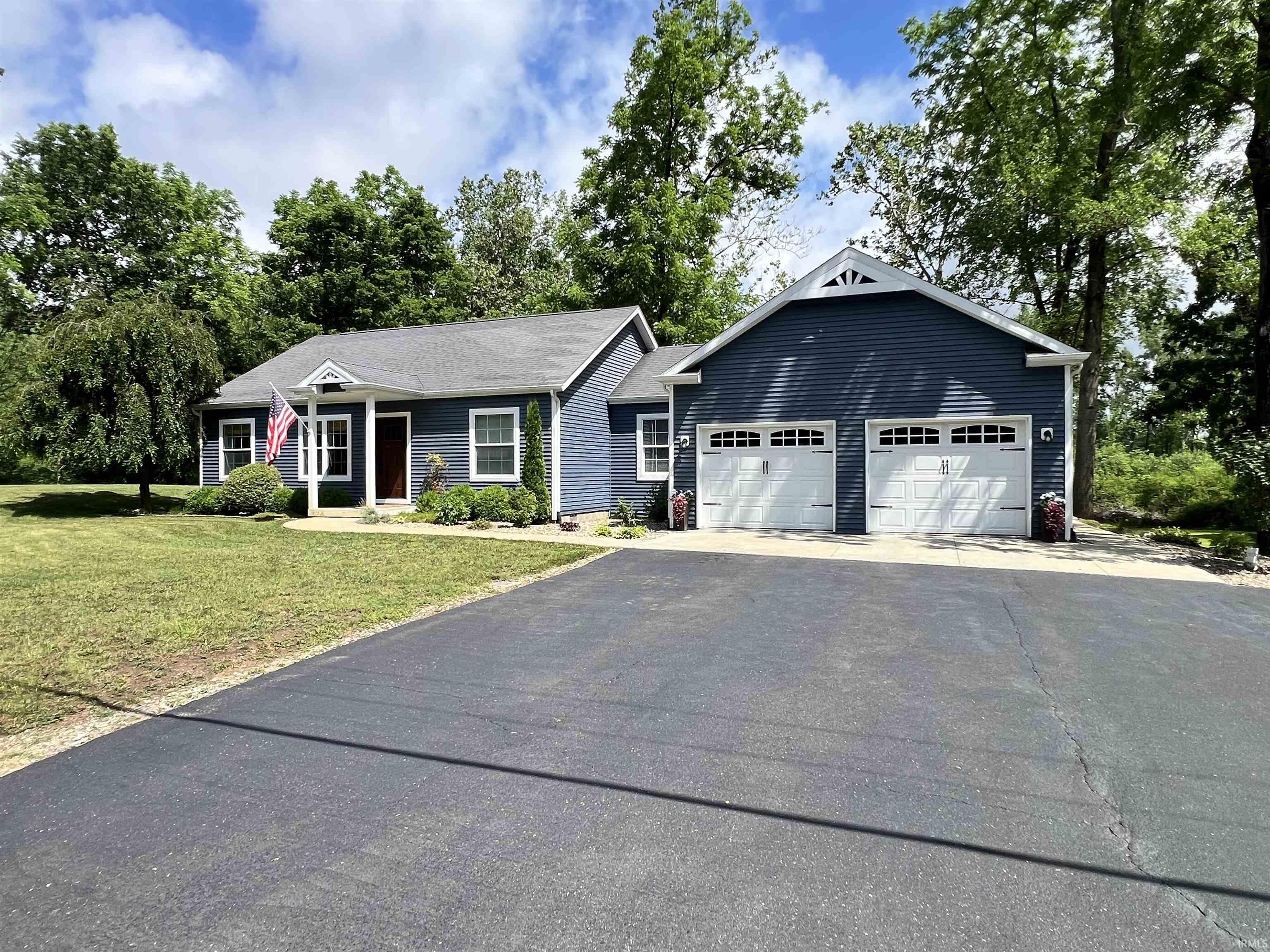 6572 E South Barbee Drive Warsaw IN 46582