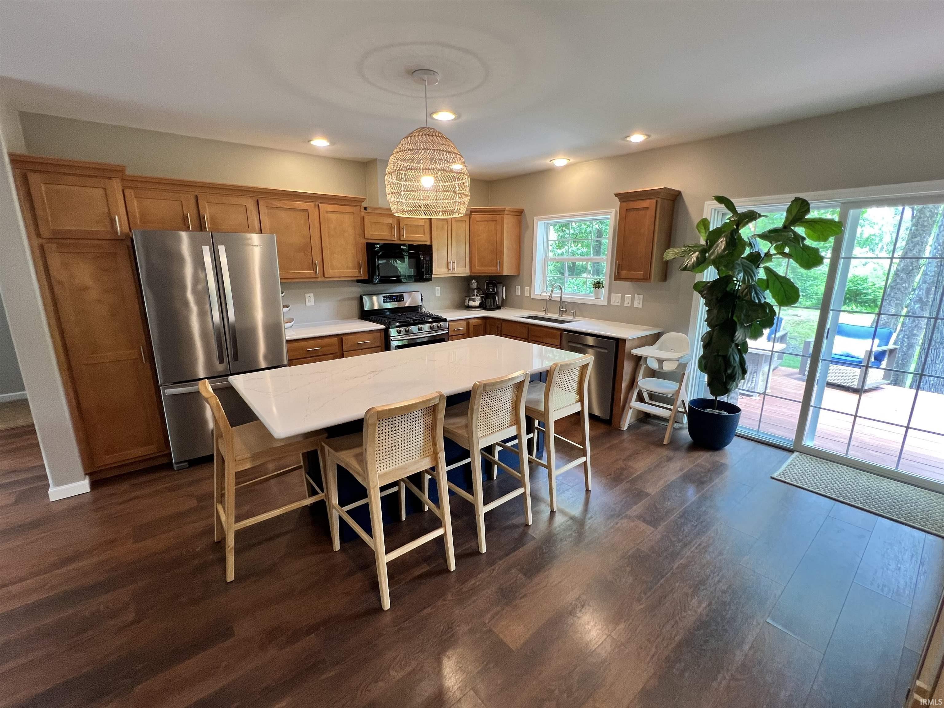 6572 E South Barbee Drive Warsaw IN 46582