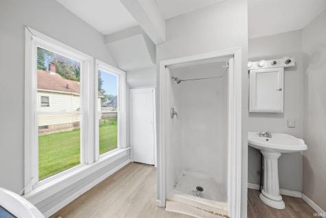 413 E King Street Garrett IN 46738