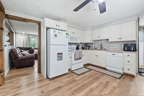 2005 Lathrop Drive Fort Wayne IN 46808